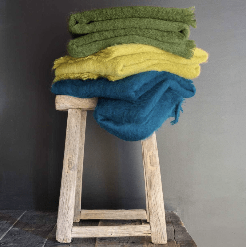 plaid mohair uni ambiance vert jaune bleu